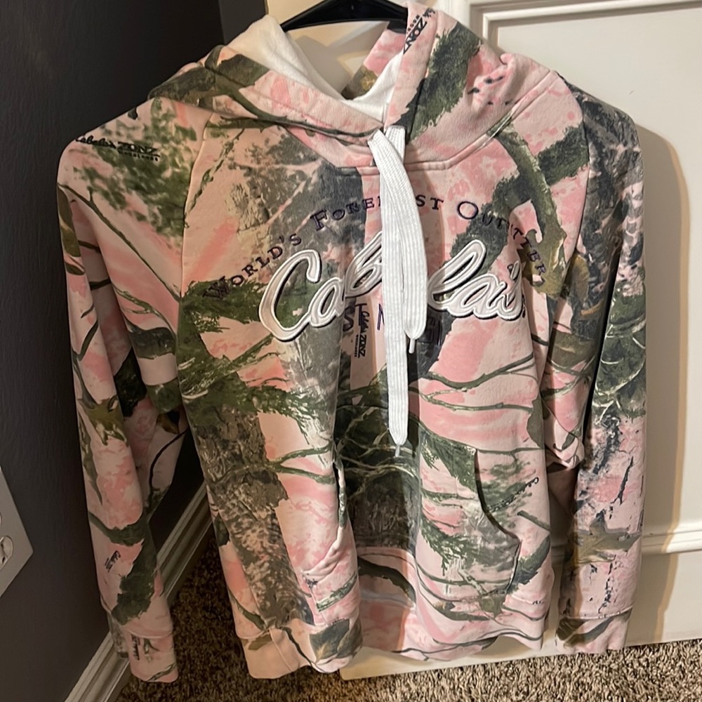 Cabelas Hoodie